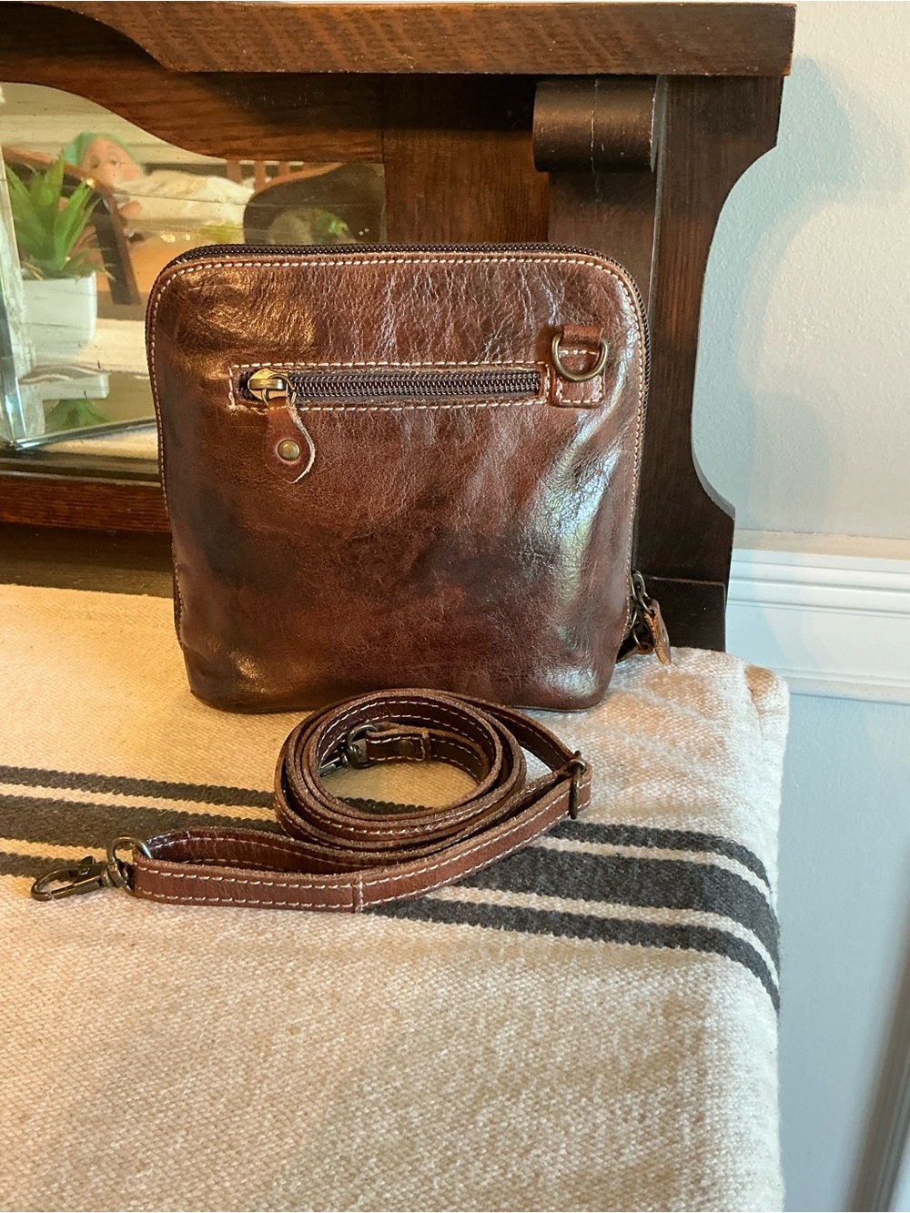 NWOT Bed Stu Leather Ventura Clutch Crossbody Belt Bag Teak Rustic Retail $155 - Picture 4 of 13
